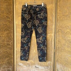 Free People Lennon velvet Floral Patterned skinny Pants with Zipper Details